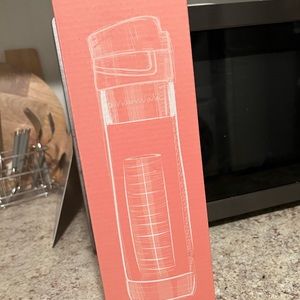 Mamiwata infusion water bottle